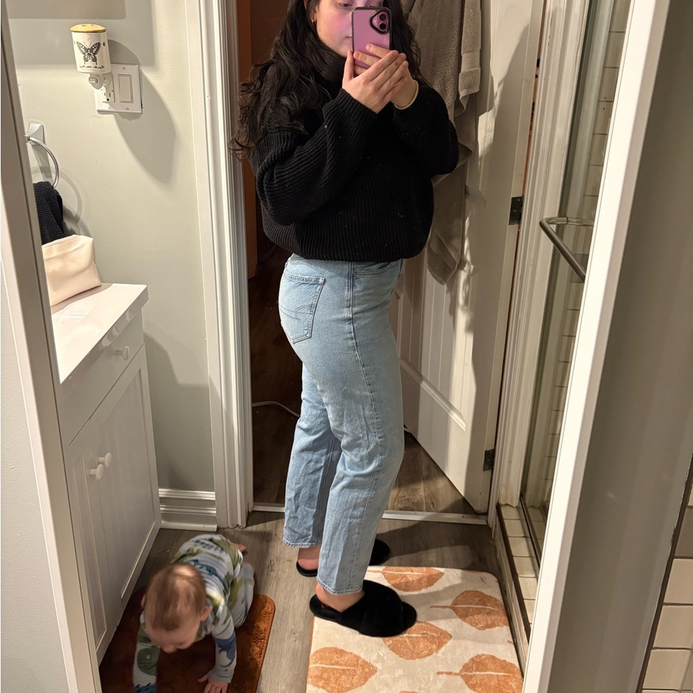 AE Jeans - Picture 2 of 4